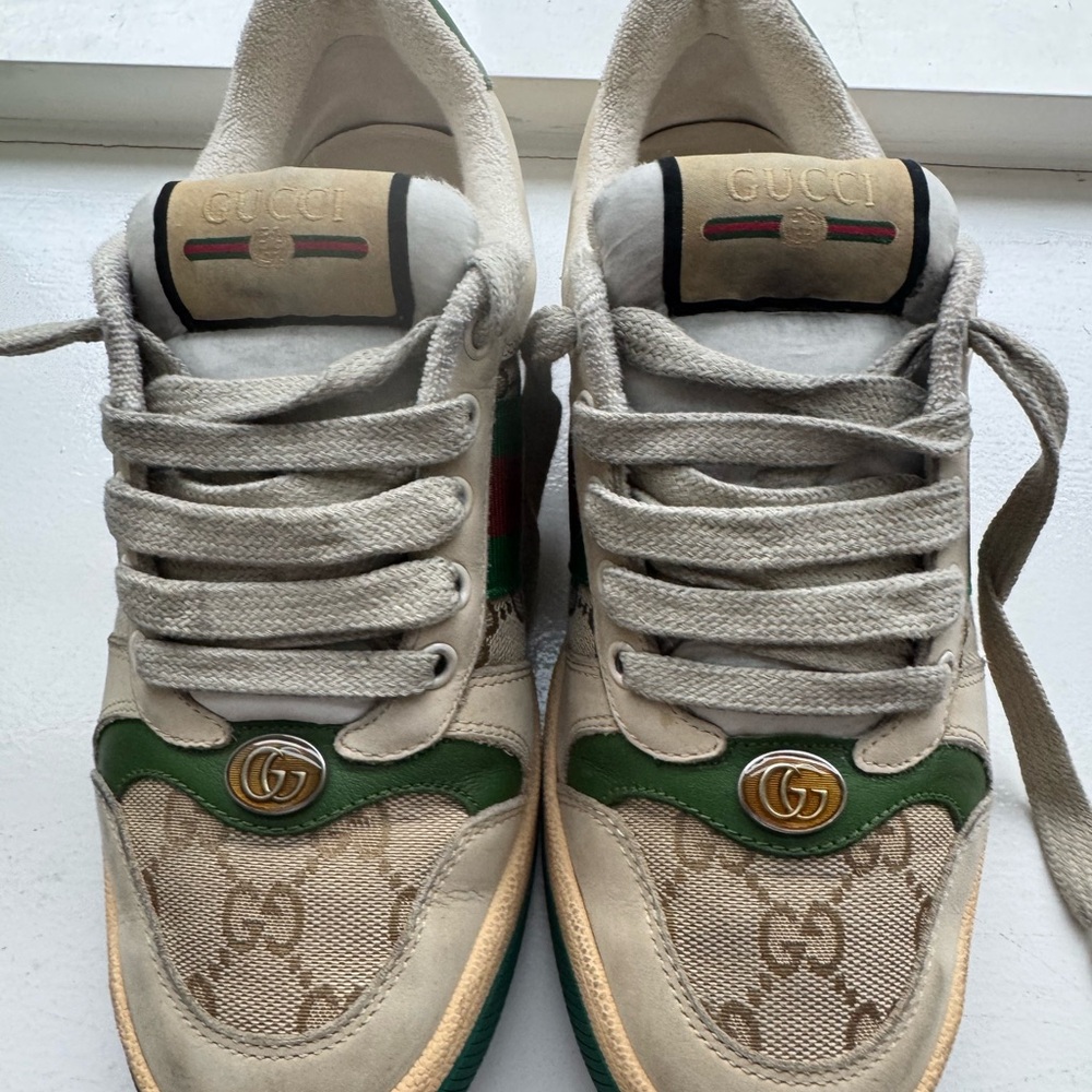 Gucci Beige and Green Logo Sneakers